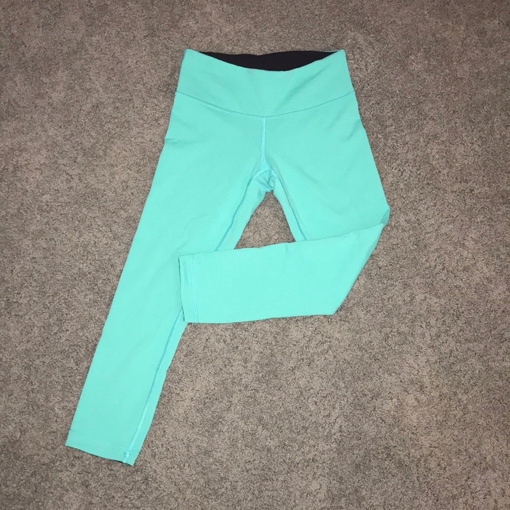 Lululemon Capri leggings size 4
